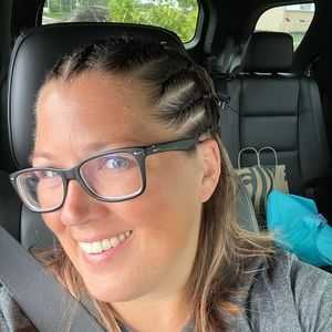 Meet your Posher, Samantha